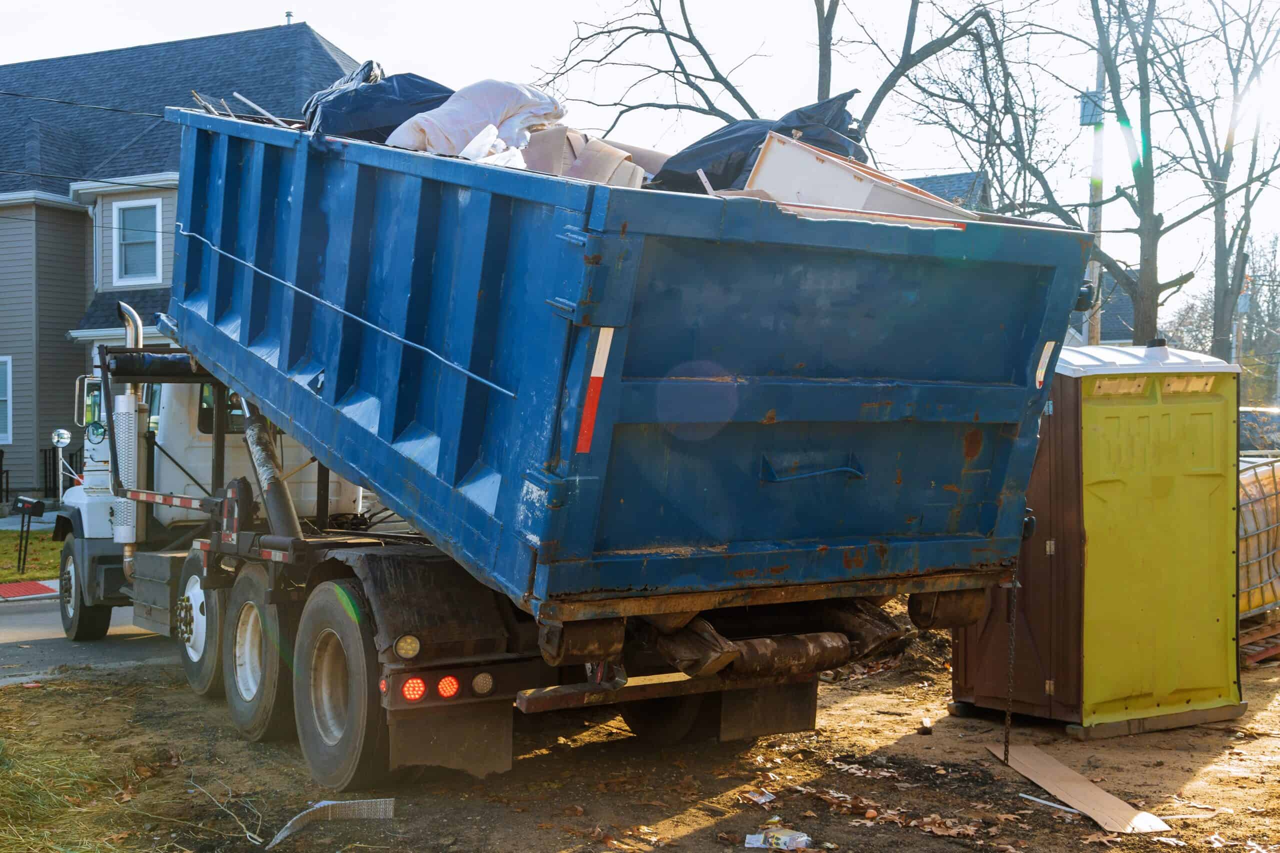 What Is a Roll-Off Dumpster and How Delivery Works 4 What Is a Roll-Off Dumpster and How Delivery Works